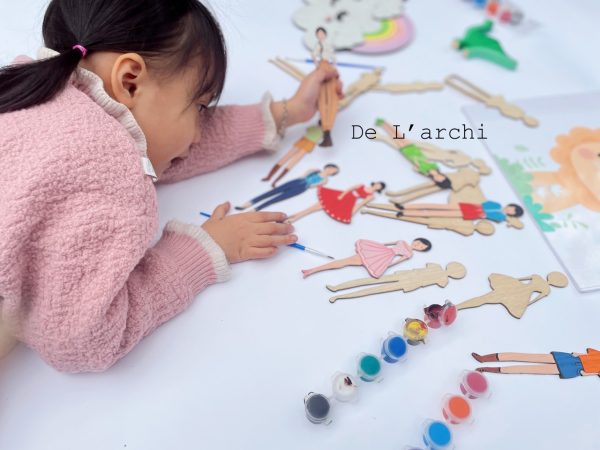 Bộ búp bê gỗ thủ công siêu xinh, cùng bé tạo nên những câu chuyện đáng yêu, làm móc treo khóa và trang trí góc học tập cực dễ thương - Hình ảnh 10