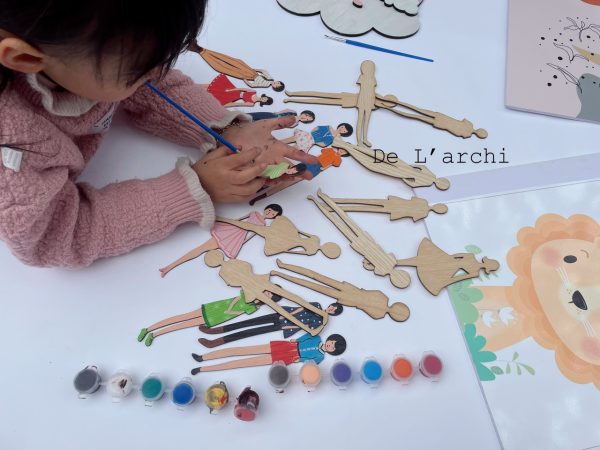 Bộ búp bê gỗ thủ công siêu xinh, cùng bé tạo nên những câu chuyện đáng yêu, làm móc treo khóa và trang trí góc học tập cực dễ thương - Hình ảnh 12