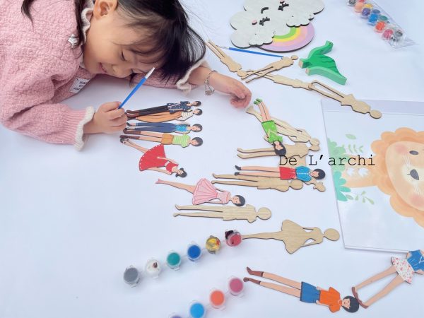 Bộ búp bê gỗ thủ công siêu xinh, cùng bé tạo nên những câu chuyện đáng yêu, làm móc treo khóa và trang trí góc học tập cực dễ thương - Hình ảnh 23