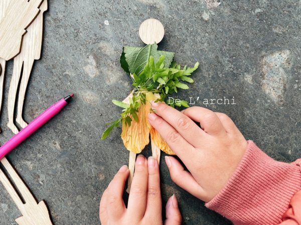 Bộ búp bê gỗ thủ công siêu xinh, cùng bé tạo nên những câu chuyện đáng yêu, làm móc treo khóa và trang trí góc học tập cực dễ thương - Hình ảnh 45